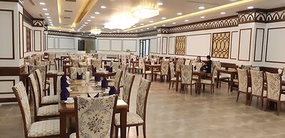 Duc Huy Grand Hotel & Spa