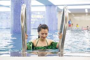 Duc Huy Grand Hotel & Spa