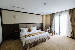 Duc Huy Grand Hotel & Spa