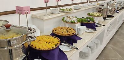 Duc Huy Grand Hotel & Spa