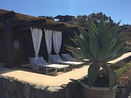 Dammusi Sciuvechi Resort