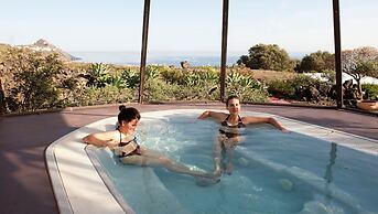 Dammusi Sciuvechi Resort