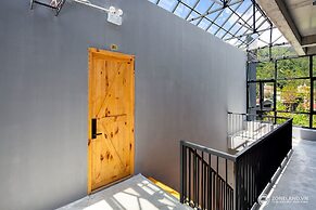 Zoneland Apartments - Tropical Forest Mountain View - Hostel