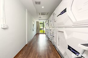 Zoneland Apartments - Tropical Forest Mountain View - Hostel