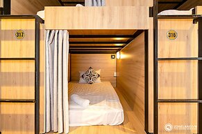 Zoneland Apartments - Tropical Forest Mountain View - Hostel