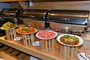 Zoneland Apartments - Tropical Forest Mountain View - Hostel