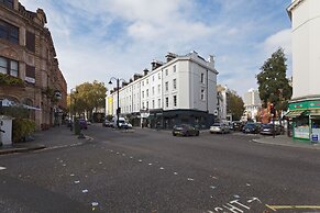 Old Brompton 1 Charming Atmosphere