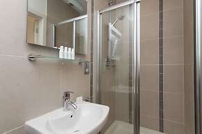 Old Brompton 1 Charming Atmosphere