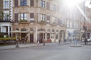 Old Brompton 2 Exclusive Atmosphere