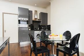 Old Brompton 2 Exclusive Atmosphere