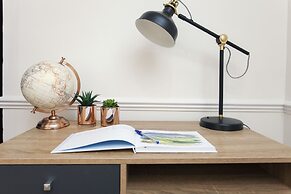 Victoria Magical Atmosphere with Patios