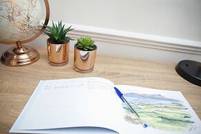 Victoria Magical Atmosphere with Patios