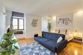 DA'Home - Downtown Studio