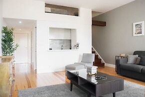 DA'Home - Vitoria Duplex Apartment