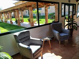 Hotel Casa Santa Elena