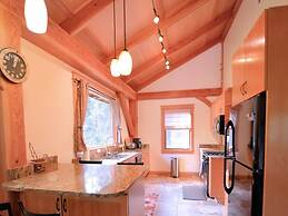 Carriage House Accommodations