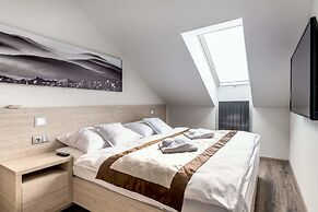 Hotel Pecr Deep