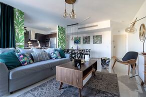 Royal haneviim Boutique palace