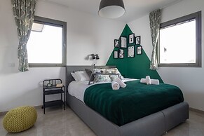 Royal haneviim Boutique palace