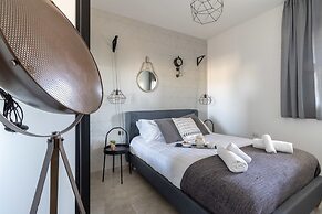 Royal haneviim Boutique palace