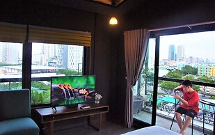 Oasis Hotel & Apartment