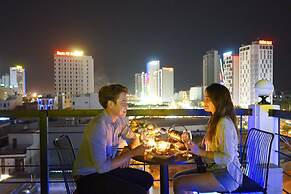 Oasis Hotel & Apartment