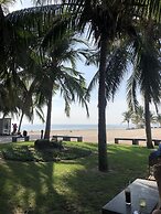 Oasis Hotel & Apartment