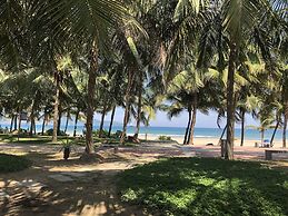 Oasis Hotel & Apartment