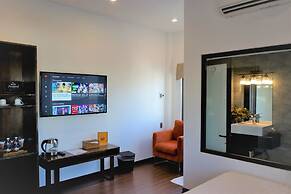 Oasis Hotel & Apartment