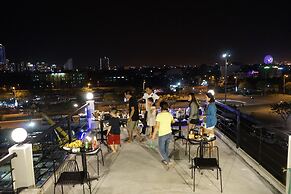 Oasis Hotel & Apartment