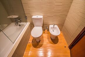 DAHome - Collector's Luxurious Apartment