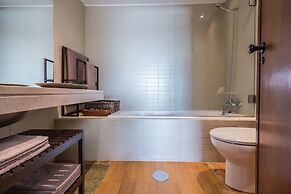 DAHome - Collector's Luxurious Apartment