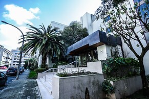 DAHome - Collector's Luxurious Apartment