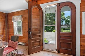 Isaiah Hall Bed & Breakfast Inn