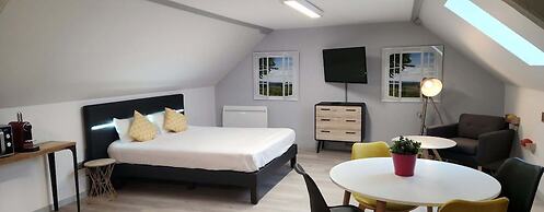 Break Hotel
