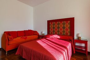 Large Apartment in the Heart of Chiaia