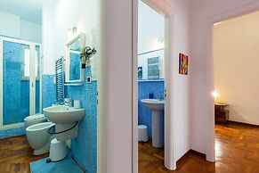 Large Apartment in the Heart of Chiaia