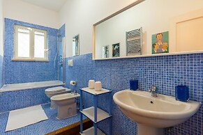 Large Apartment in the Heart of Chiaia