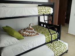 Villa Verde Limón by Akua