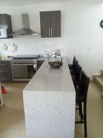 Villa Verde Limón by Akua