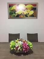 Villa Verde Limón by Akua