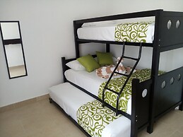 Villa Verde Limón by Akua