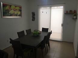 Villa Verde Limón by Akua