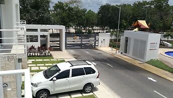 Villa Zamá by Akua