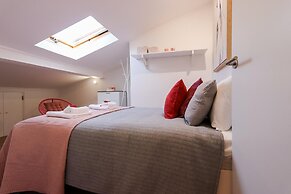 Bairro Alto Experience by Homing