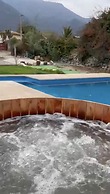 Casa con Piscina en Olmue