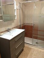 Aiguaneu Apartaments Els Pins