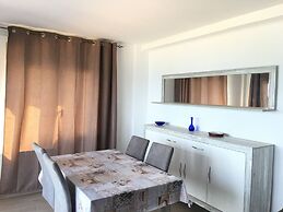 Aiguaneu Apartaments Els Pins