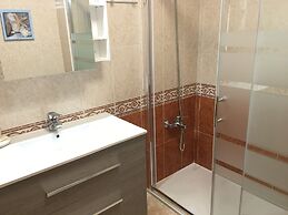 Aiguaneu Apartaments Els Pins