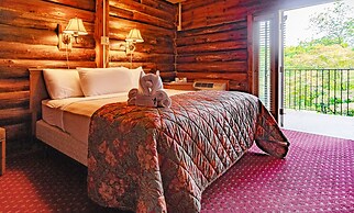 Graves Mountain Farm & Lodges